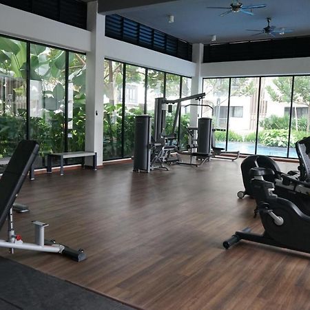 Friends & Family Apartment At Midhill Genting 8Pax Free Wifi Genting Highlands Buitenkant foto
