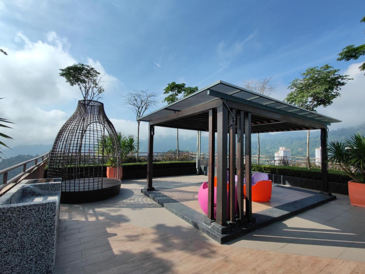 Friends & Family Apartment At Midhill Genting 8Pax Free Wifi Genting Highlands Buitenkant foto
