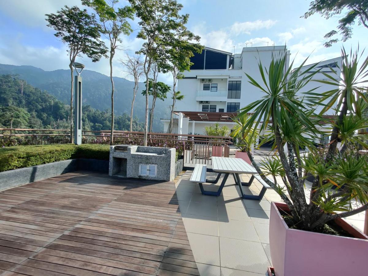 Friends & Family Apartment At Midhill Genting 8Pax Free Wifi Genting Highlands Buitenkant foto